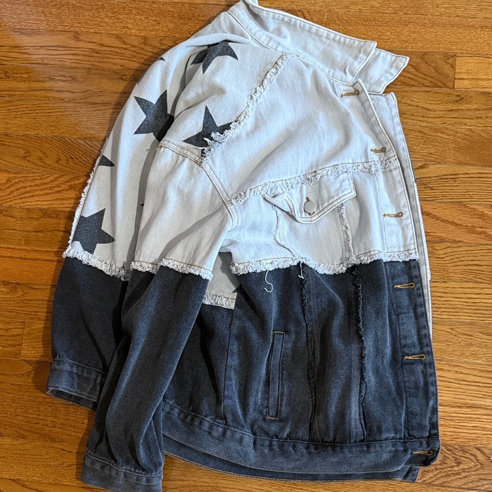 Star Pattern Denim Jacket - Picture 4 of 4